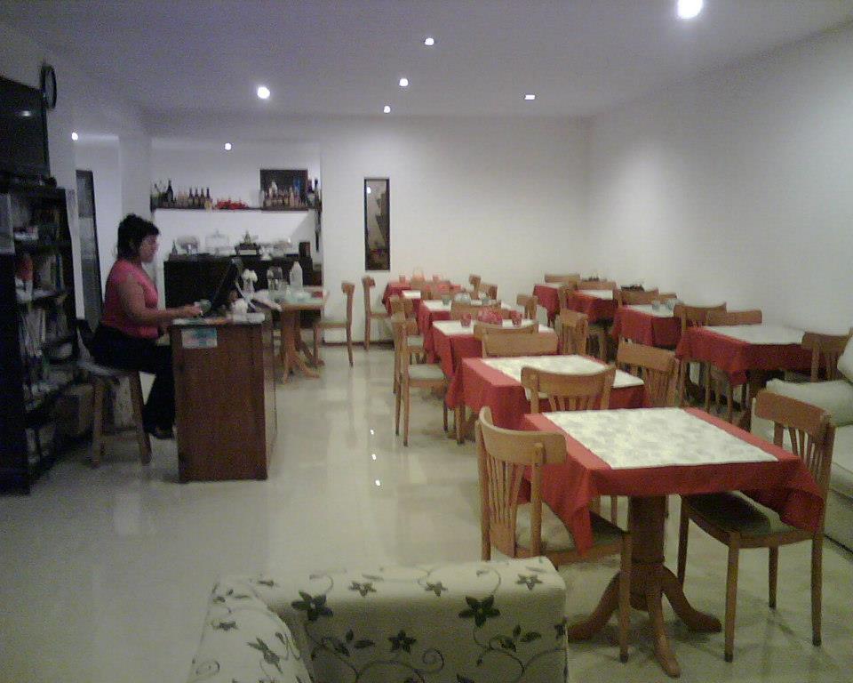 Hosteria Robert Villa Gesell Exteriér fotografie